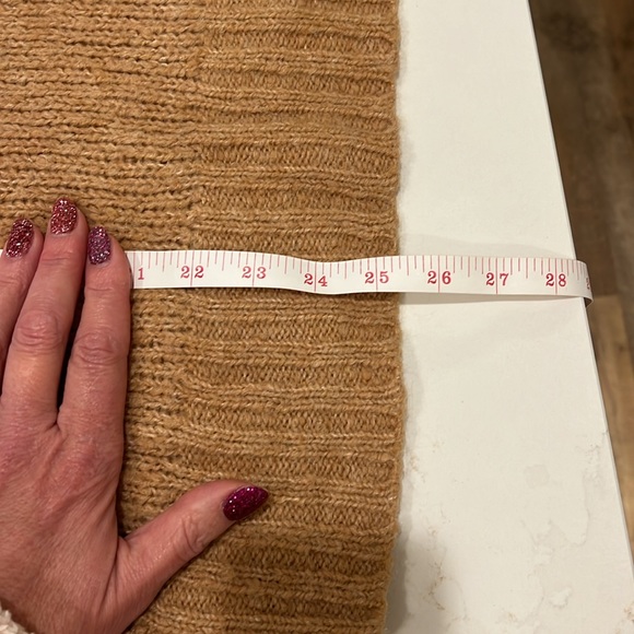 American Eagle 🦅 Jegging Fit oversized Wool Blend Sweater, Khaki, Size XL - EUC - Picture 10 of 10